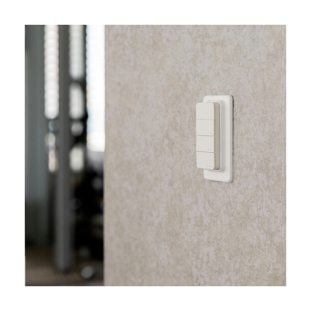 Shelly Plug & Play "Blu RC Button 4" Fernbedienung inkl. Magnethalter 4-fach 16 Aktionen Weiß
