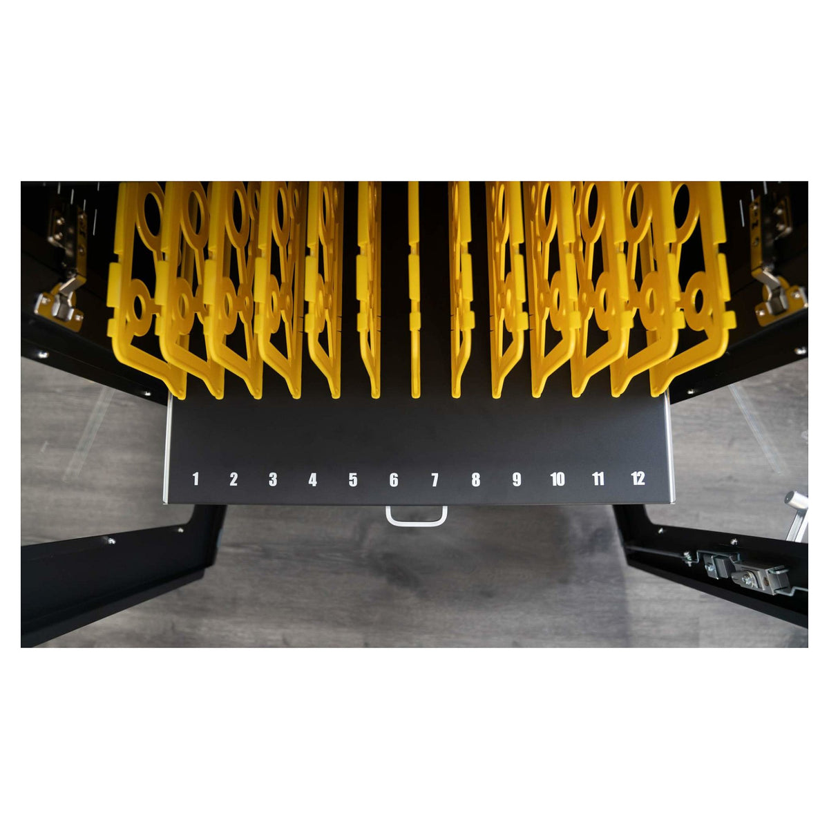 GoodConnections ANTARES PRO N36C Notebook-Ladewagen bis 15,6" USB-C 65W Port PD3.0 UVC-Desinfektion Schwarz