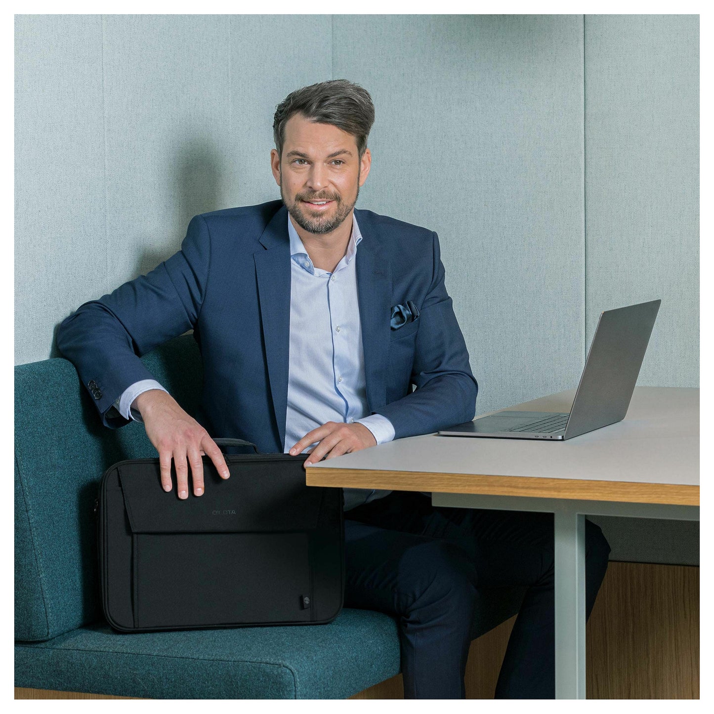 Dicota Laptop Tasche Eco Multi BASE bis 35,8cm 14.1" Schwarz