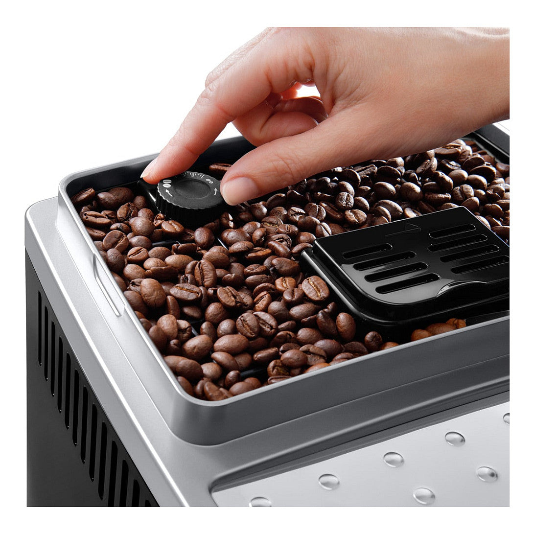 DeLonghi Kaffeemaschine Magnifica S Smart *silber/schwarz*