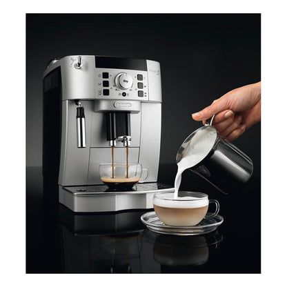 DeLonghi Kaffeemaschine Magnifica S *silber*