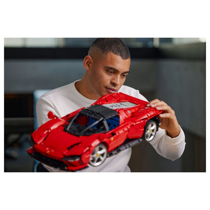 LEGO Technic Ferrari Daytona SP3 42143