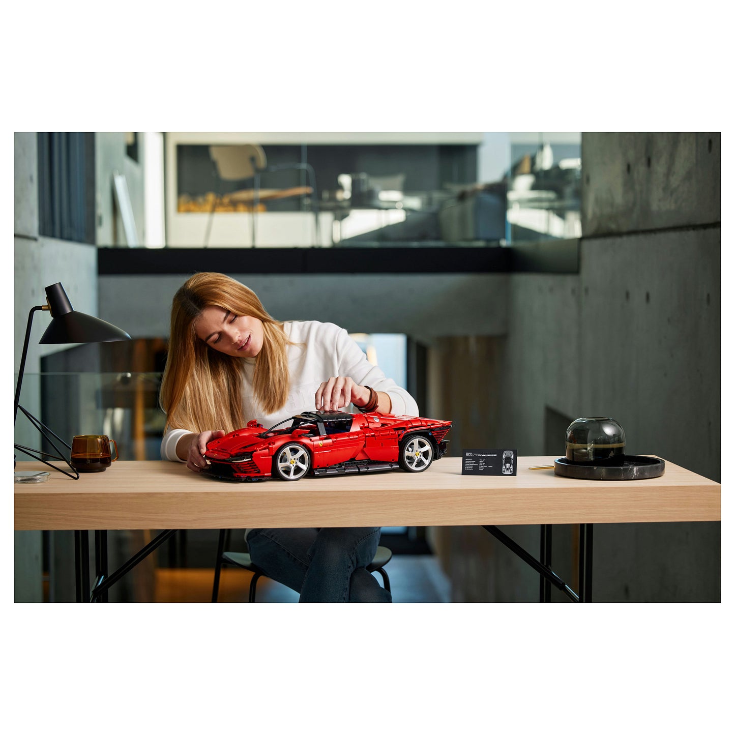 LEGO Technic Ferrari Daytona SP3 42143