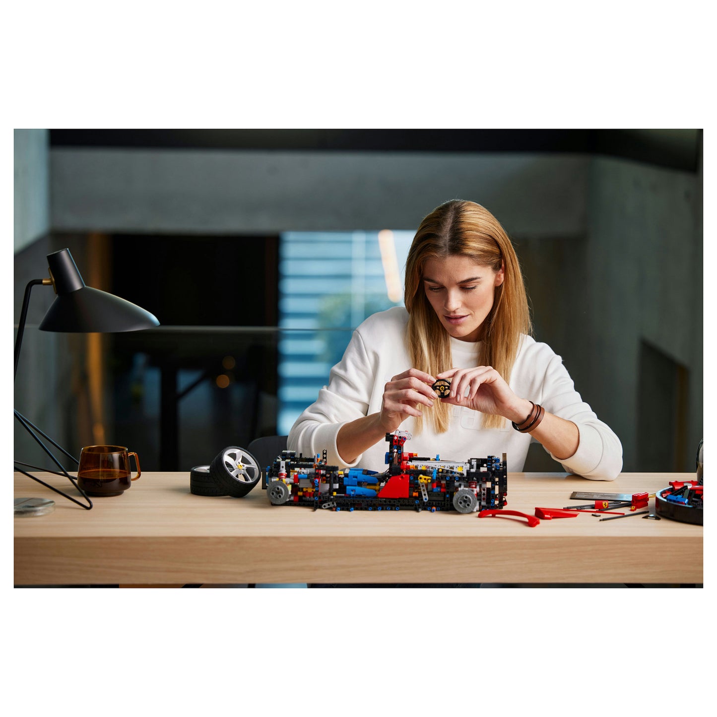 LEGO Technic Ferrari Daytona SP3 42143