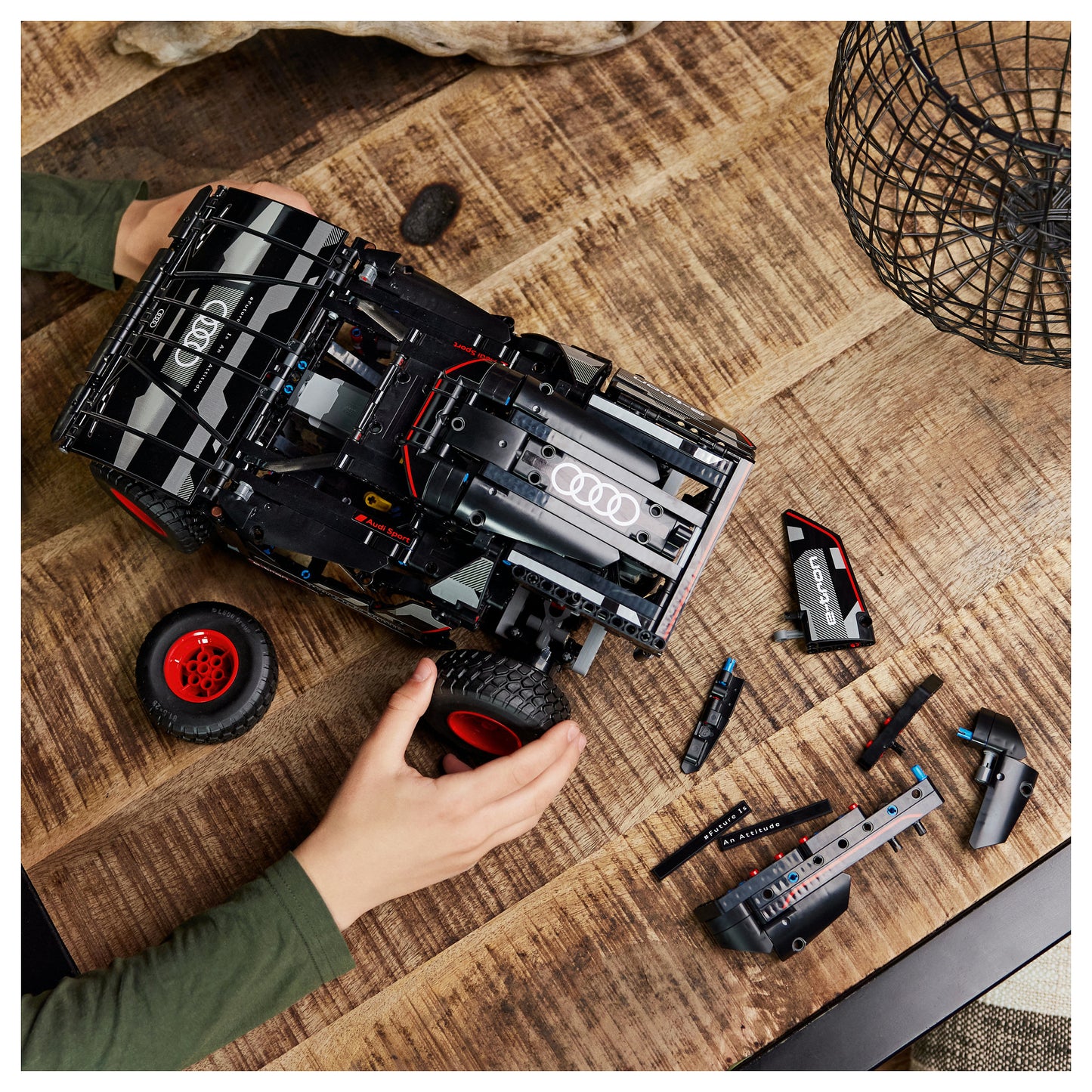 LEGO Technic - Audi RS Q e-tron