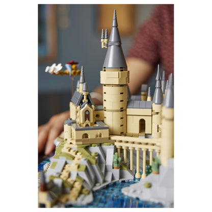 LEGO Harry Potter - Schloss Hogwarts mit Schlossgelände