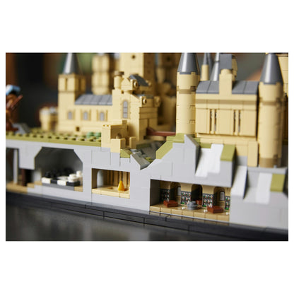 LEGO Harry Potter - Schloss Hogwarts mit Schlossgelände