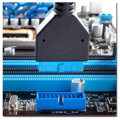 Midi LC-Power 715W