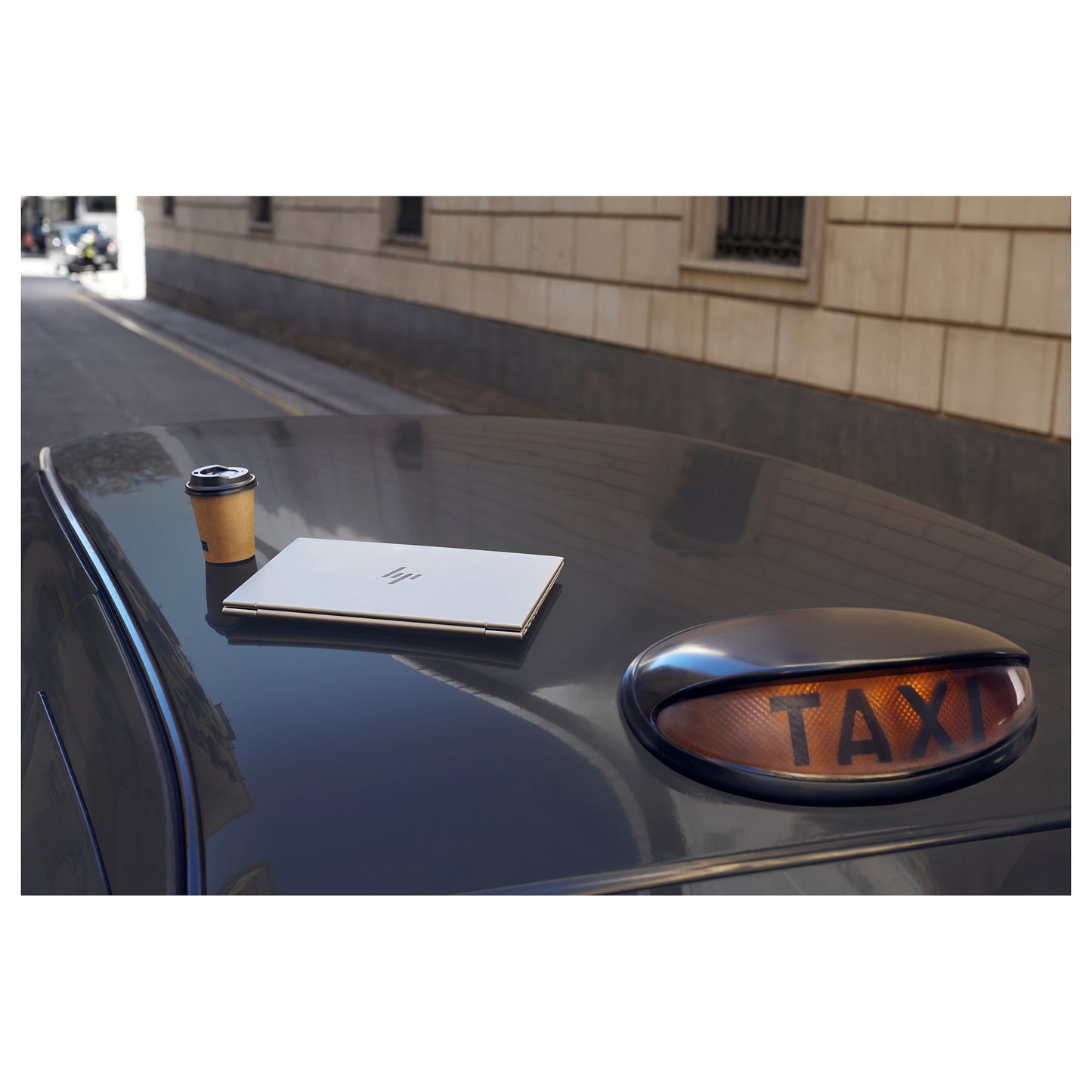 HP EliteBook 830 G10 i5-1335U16GB 512GB/SSD UMA WWAN Wi-Fi 6e FPR W11P 3J Gar (DE)