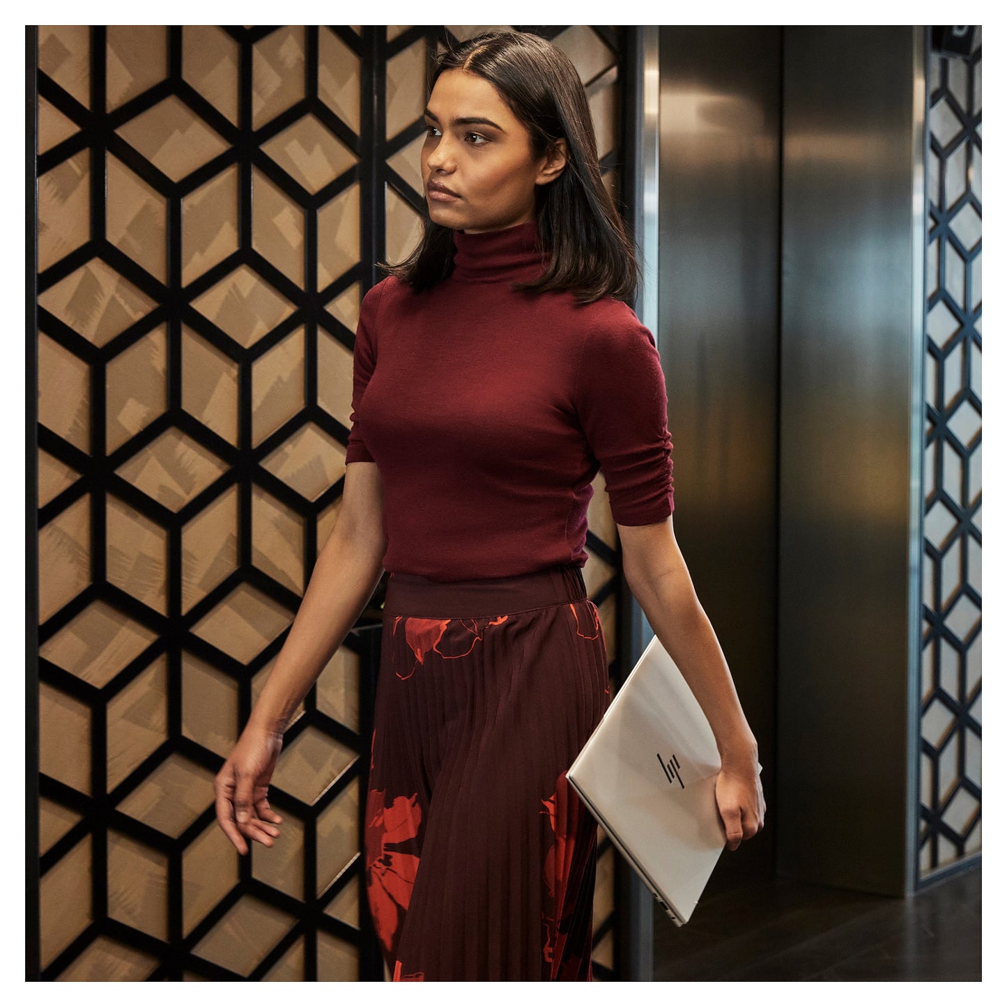 HP EliteBook 845 G9 AMD Ryzen 5 PRO 6650U 35,5cm 14Zoll WUXGA 2x8 GB 512GB/PCIe NVMe/SSD Wi-Fi 6 FPR W11P 3J Gar SmartBuy+ (DE)