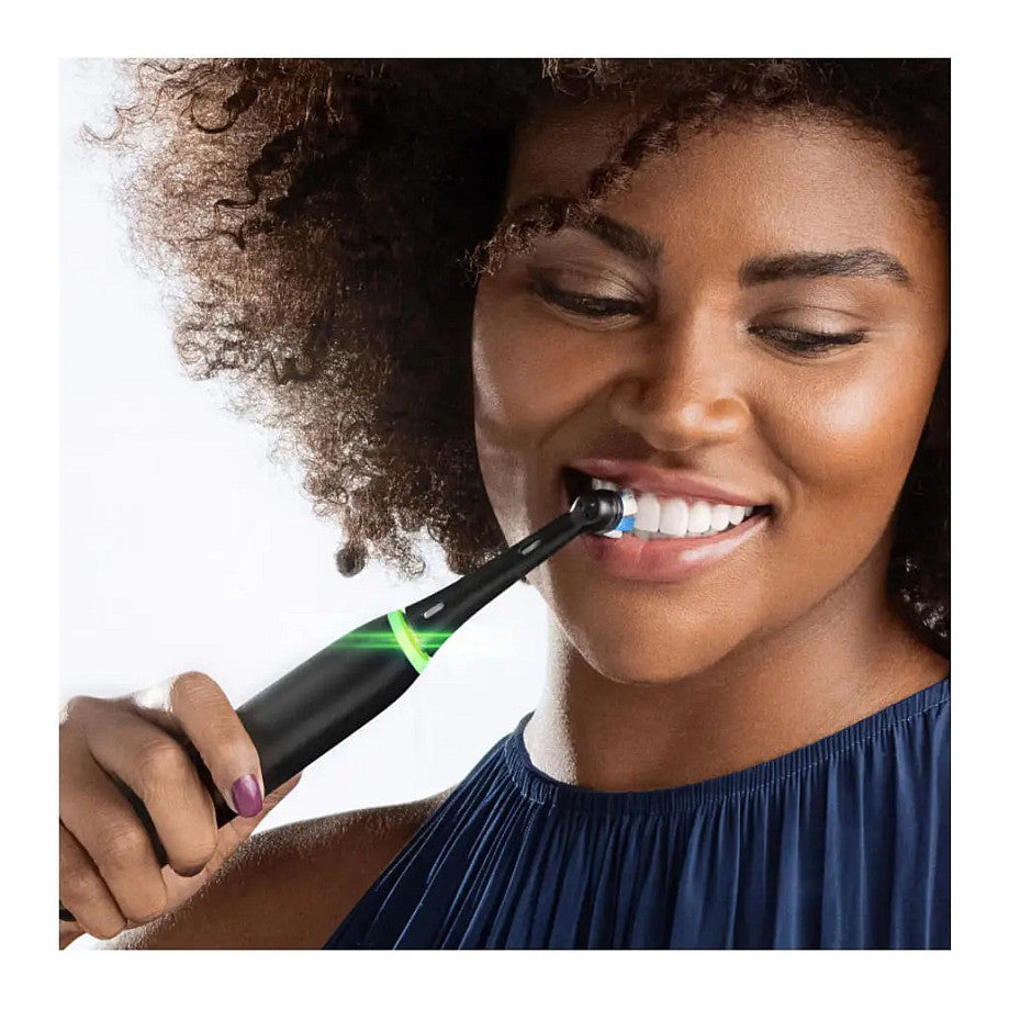 Oral-B iO Series 5 Matt Black