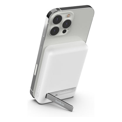 Belkin Magn. drahtlose Powerbank, Standfuß, 5.000 mAh, weiß