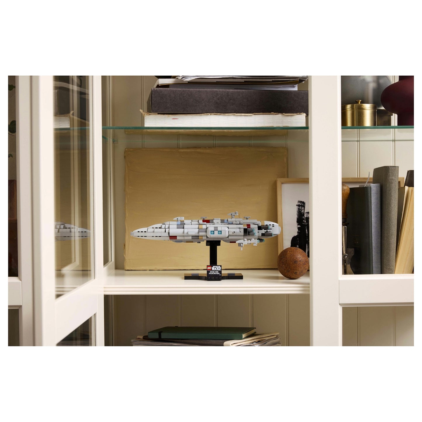 LEGO Star Wars Home One Starcruiser 75405