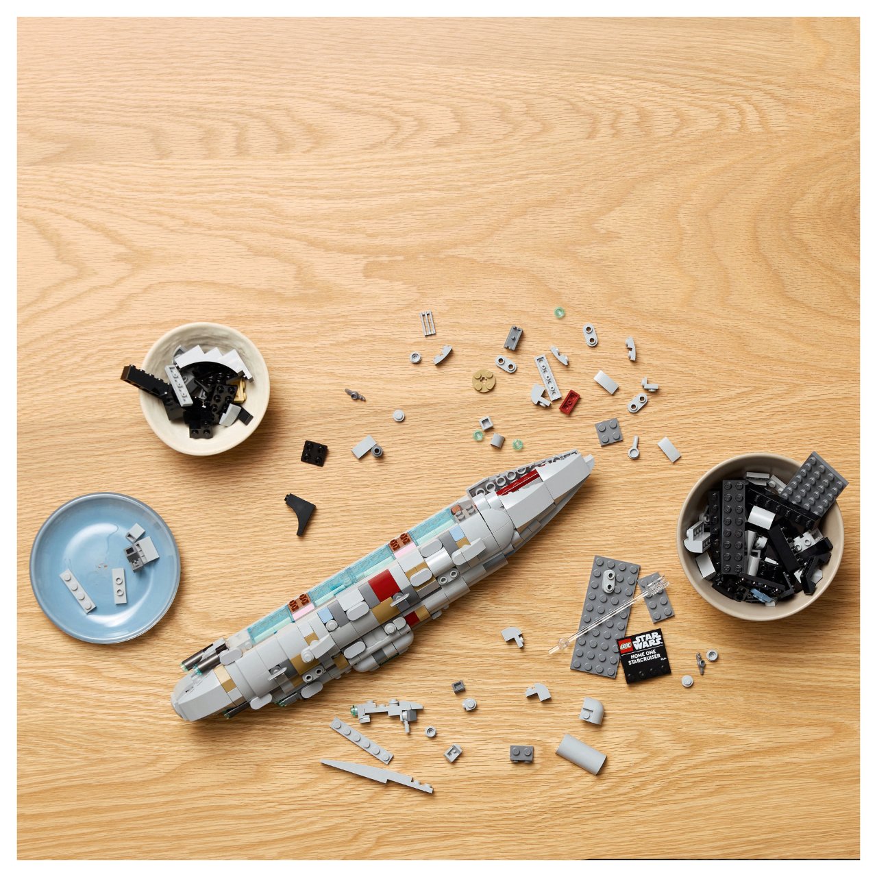 LEGO Star Wars Home One Starcruiser 75405