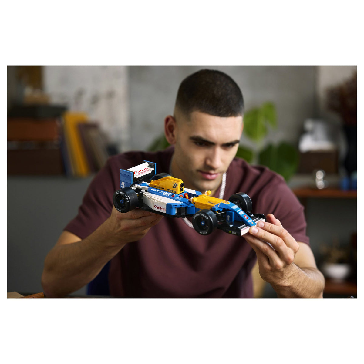LEGO Icons Williams Racing FW14B mit Nigel Mansell 10353