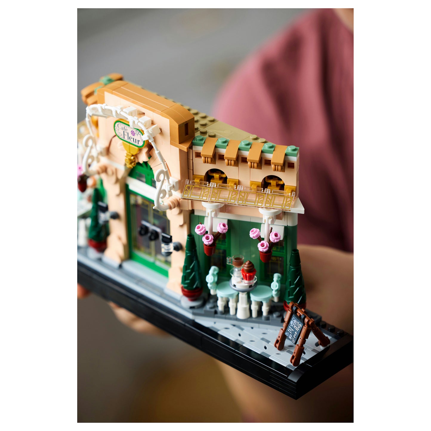 LEGO Icons Französisches Café 10362