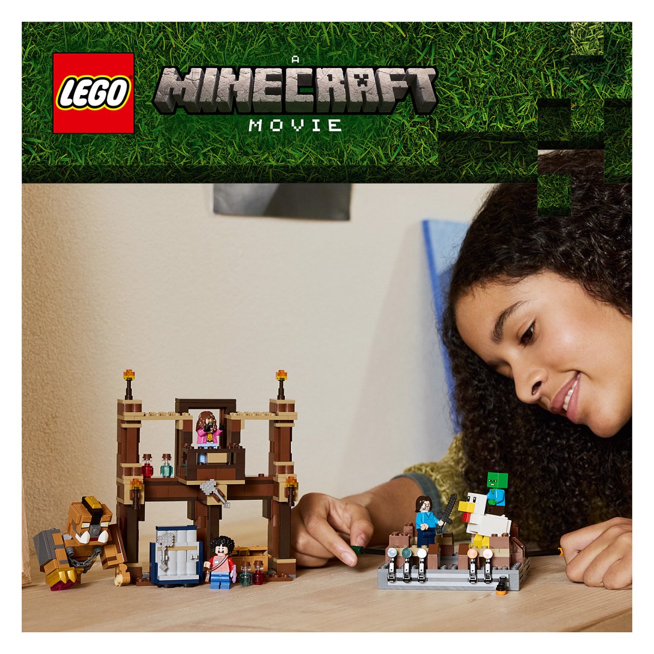 LEGO Minecraft Waldanwesen mit Boxring 21272