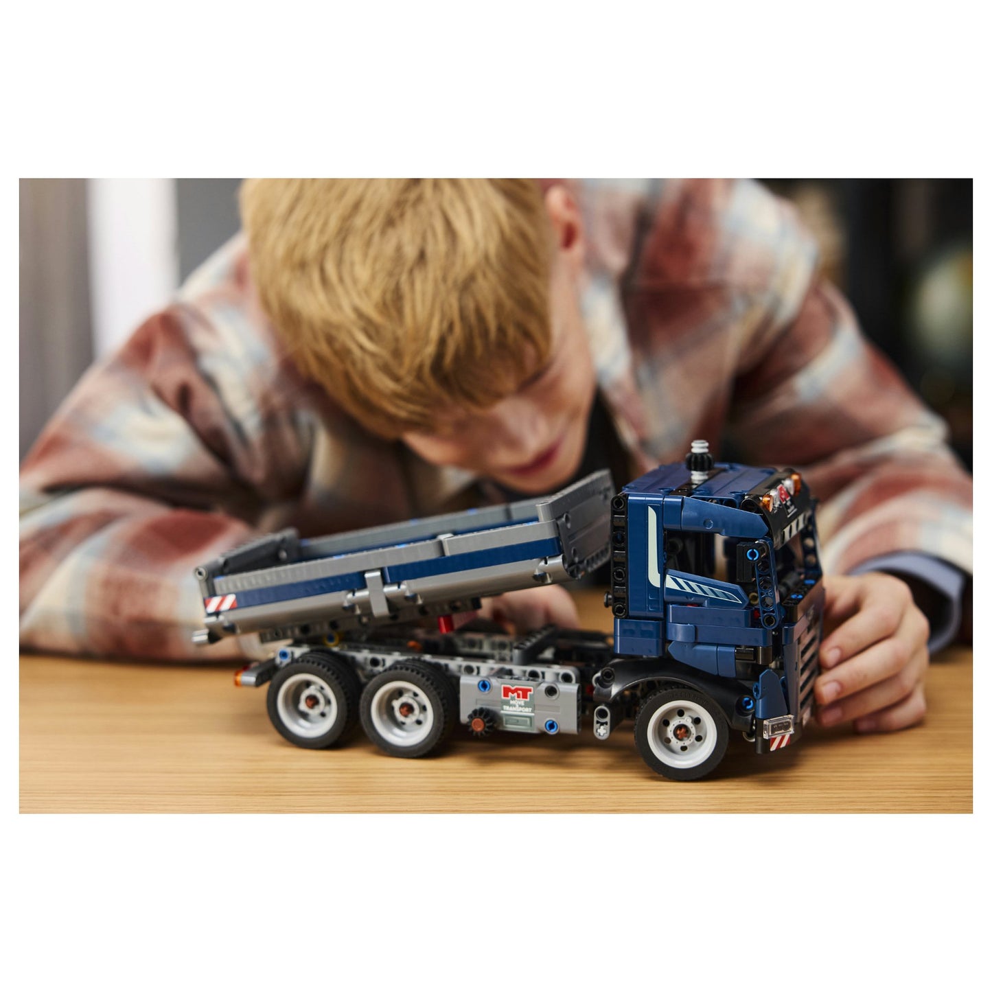 LEGO Technic Kipplaster 42203