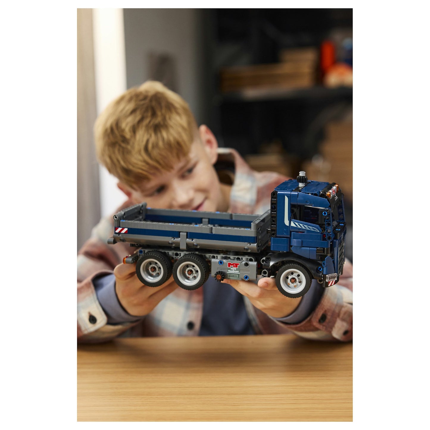 LEGO Technic Kipplaster 42203