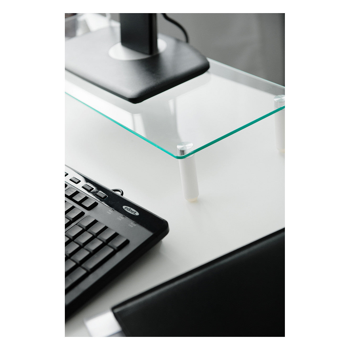 Monitorerhöhung Glas bis zu 20kg Digitus DA-90358