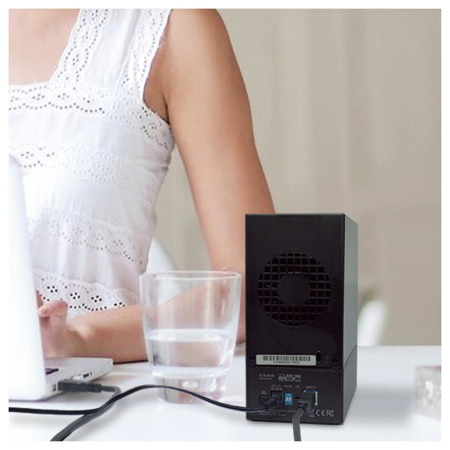 RAID-System. 2x SATA 3.5" zu 1x USB 3.0 RAID 0/1/LARGE/SINGLE ICY BOX