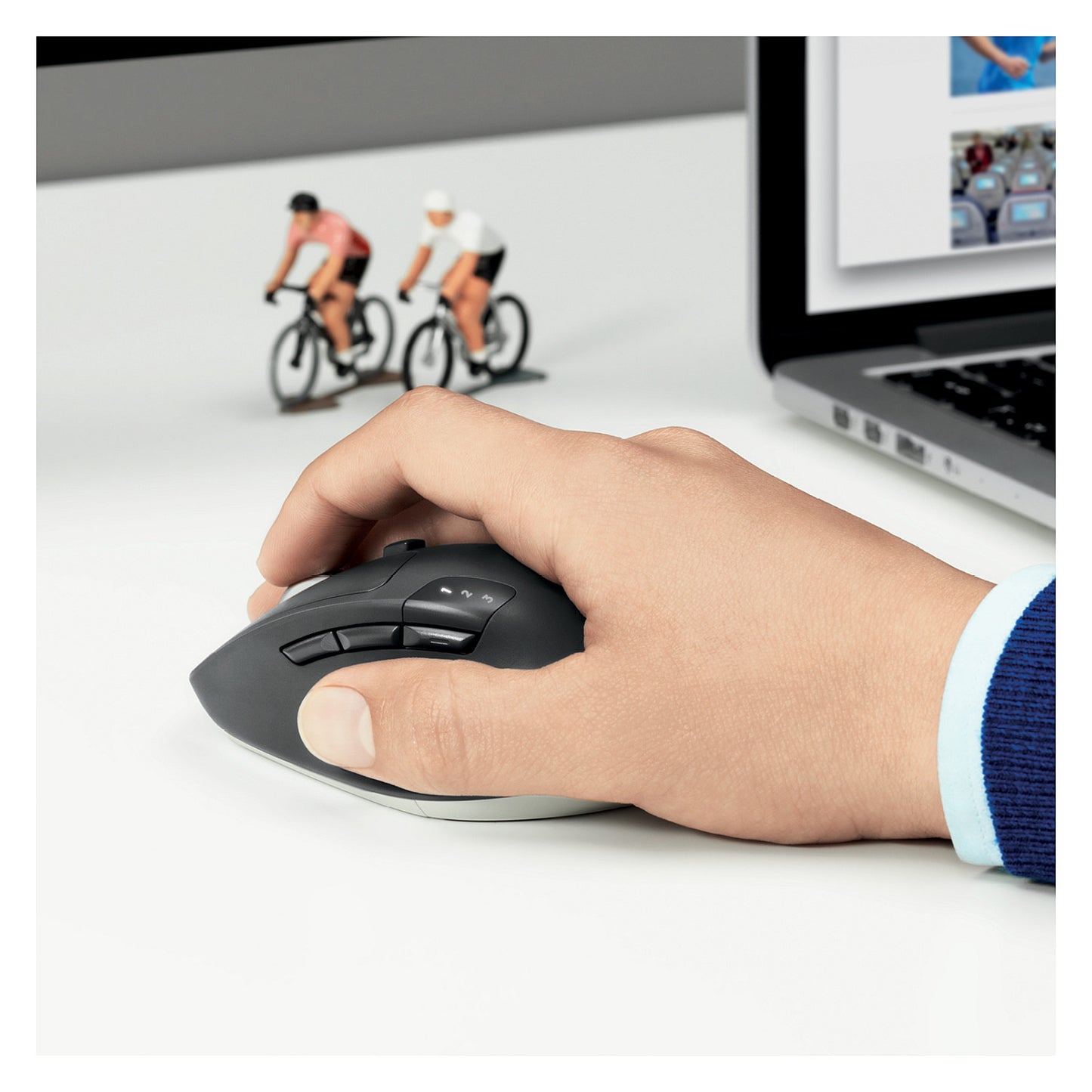 Logitech M720 Triathlon Bluetooth Optisch Maus