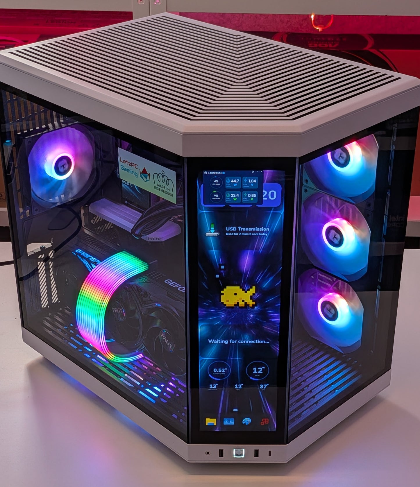 QUANTUM FLUX - RTX5080 / Ryzen 9800X3D