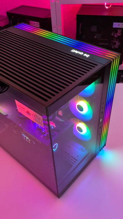 ULTIMATE PERFORMANCE - RTX5090 / Ryzen 7 9800X3D